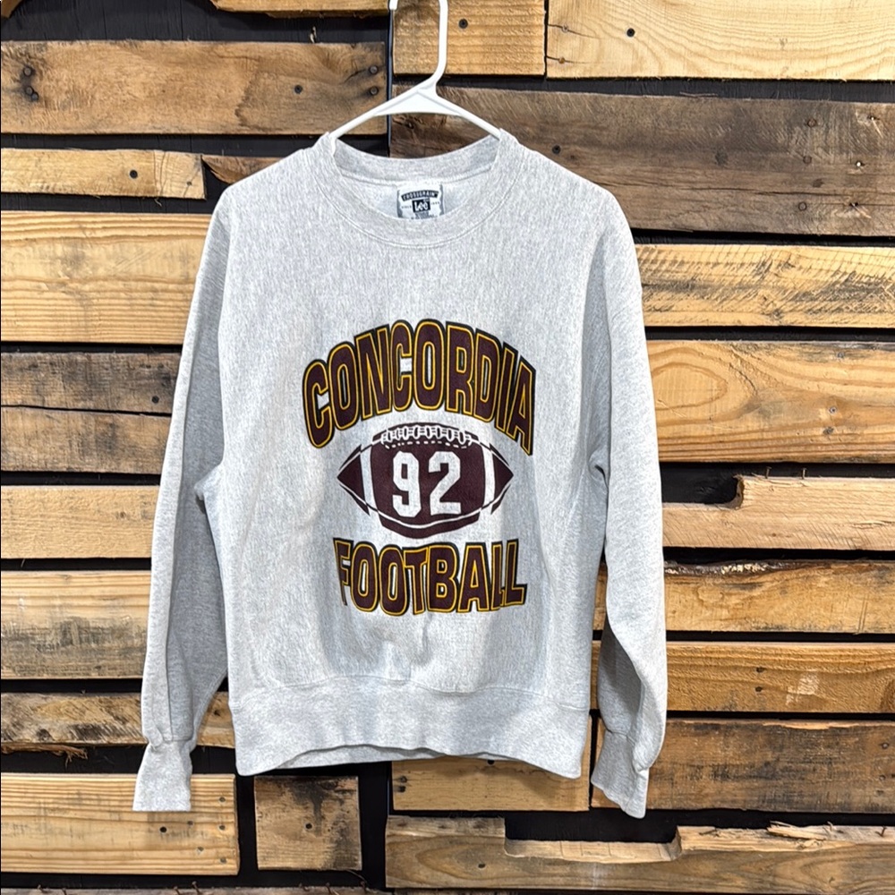Vintage Men’s 90’s Lee‎ Concordia 92 Football Crewneck Sweatshirt Size Large